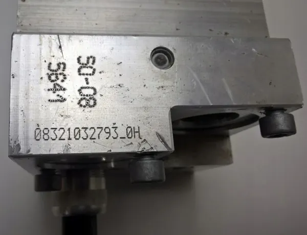 BMW OEM 6782737 Adaptive Drive-block - Begagnad image 5
