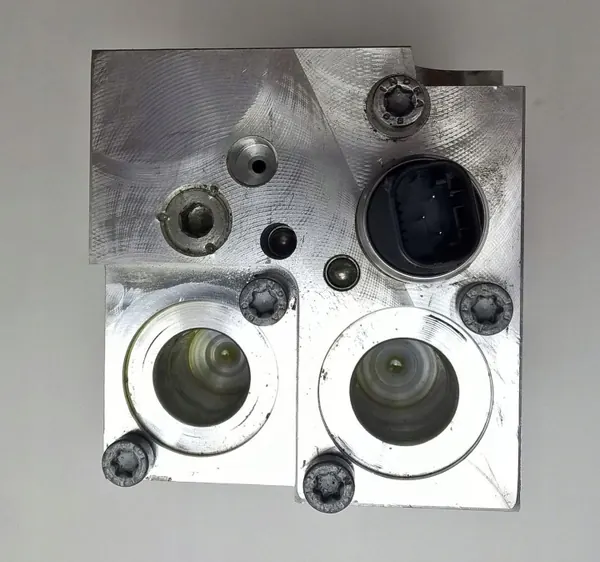 BMW OEM 6782737 Adaptive Drive-block - Begagnad image 7