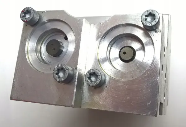 BMW OEM 6782737 Adaptive Drive-block - Begagnad image 8