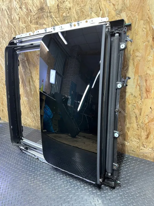 Techo Panorámico BMW X2 F39 OEM 8073450 - Negro image 3