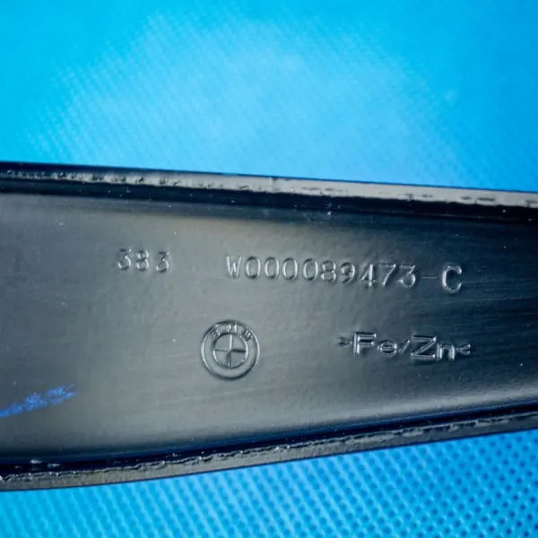 Oikea pyyhinvarsi BMW X5 G05 OEM 5A59A99 image 9