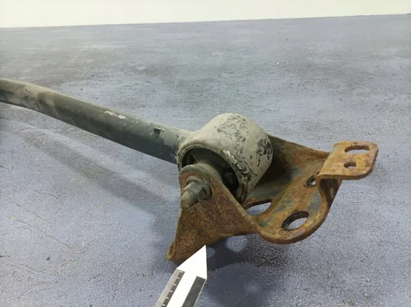 Jeep Compass II 17- Braccio di Controllo Posteriore Sinistro P68309202AA image 2