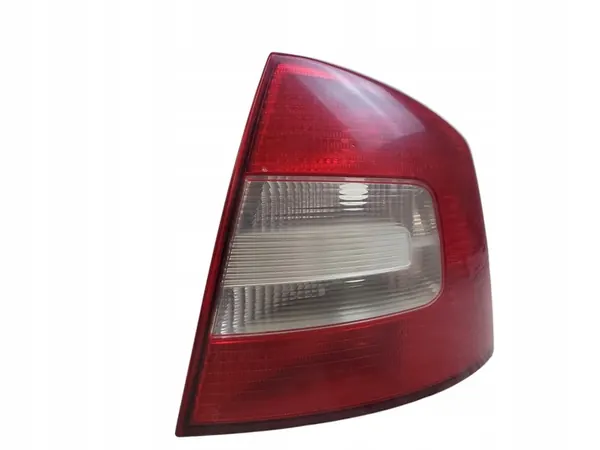 Höger Baklampa SKODA OCTAVIA II 1Z5945086B image 3