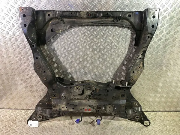 Volvo XC90 2018 Framhjulsram OEM 31476590 image 3