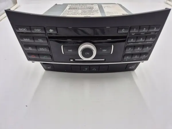 OEM A2129008409 Radio CD Navigation Mercedes image 2