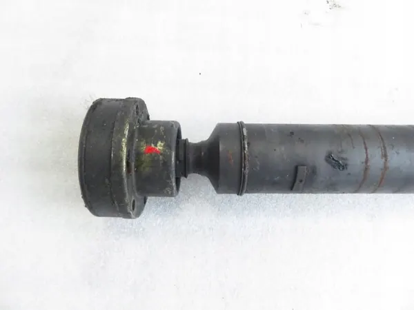 Audi A6 C5 Avant 4.2 Vetoakseli OEM 4B3521101E image 6