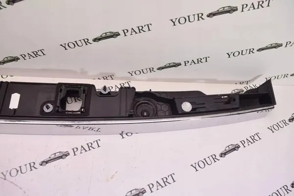 Éclairage d'immatriculation BMW 7 7200035 image 3