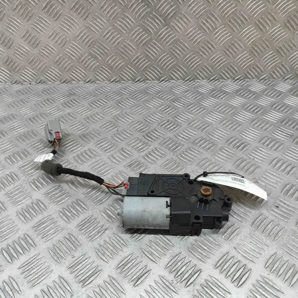 Land Rover OE Schiebedachmotor OEM JK8353508AC image 2