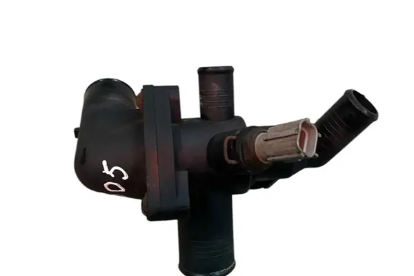 Carcasa de termostato FORD TRANSIT 2.2L diesel 2016 image 3