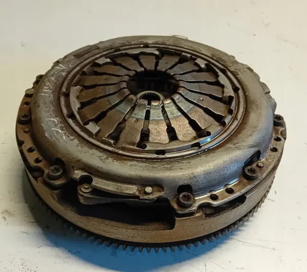 Kytkin Opel Corsa E 1.3 CDTI image 2