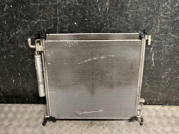 Radiator & Condensor Set OEM FPLA19C600AD Land Rover image 2