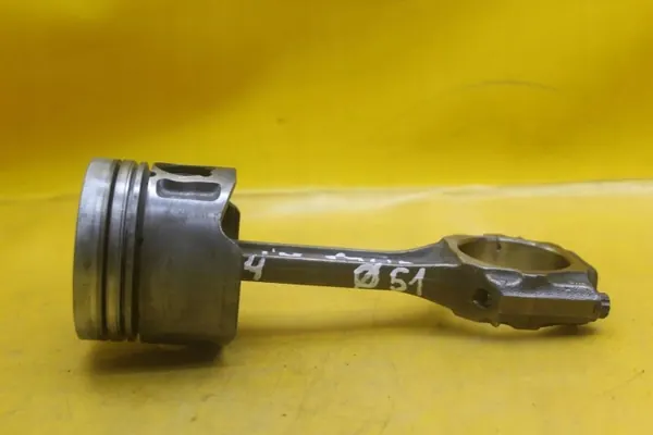 Piston & Bielle VW T4 2.4D AAB 079119 074B image 8