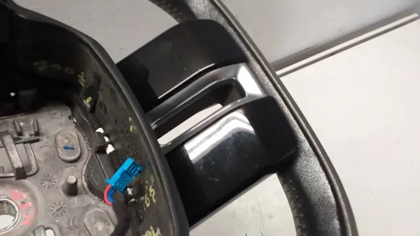 Citroen C4 Cactus Steering Wheel Grey OEM 98085005ZD image 9