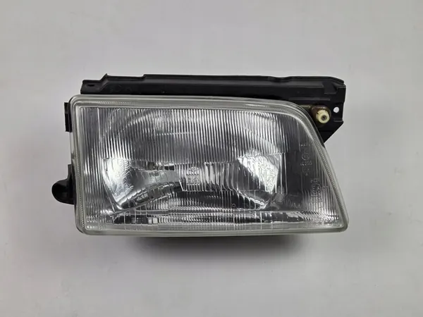 Farol dianteiro direito Opel Kadett E 84-91 OEM 90181005 image 1