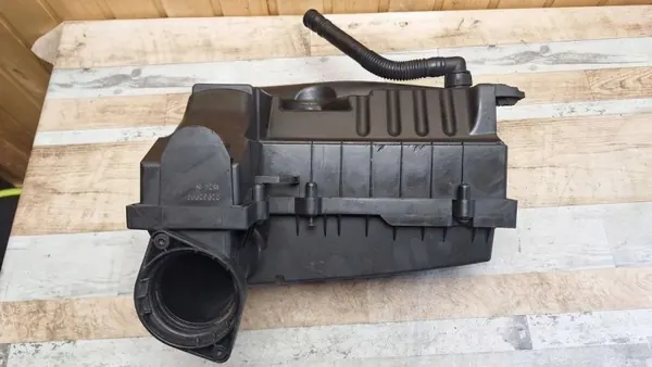 VW Luftfiltergehäuse OEM 3C0129607AF Gebraucht image 2
