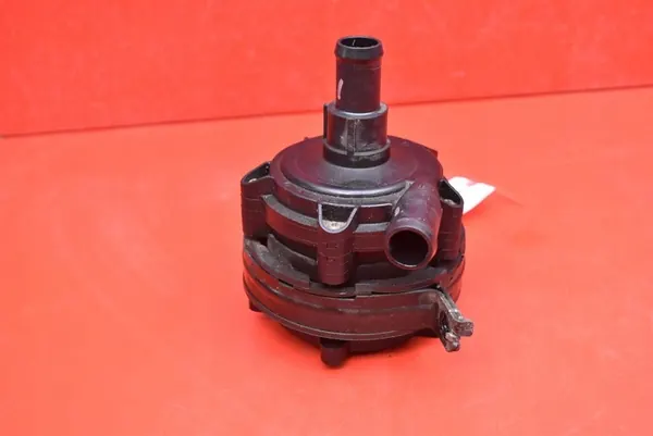 Vattenpump 13597901 Opel Ampera-E 204 HK 17-20 image 2