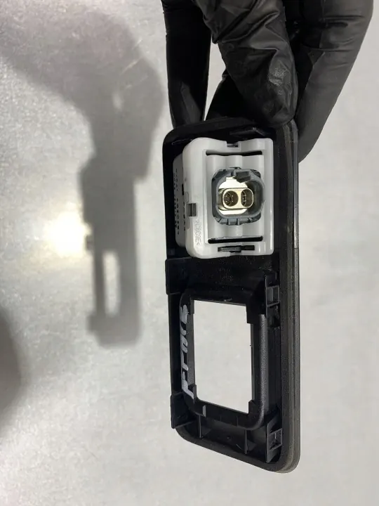 Câmera ré Jaguar F-Pace OEM FBZ18703 image 3
