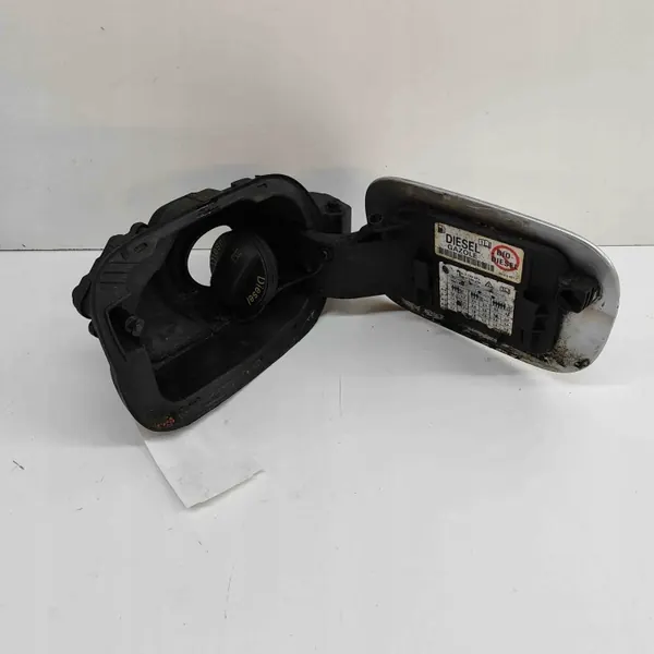 Polttoainesäiliön kansi OEM 3V5809702B Skoda Superb III image 5
