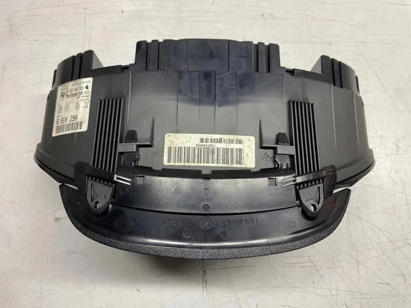 BMW E46 318i Manuaalinen Nopeusmittari 6910290 image 5