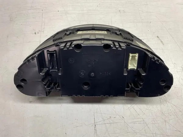 BMW E46 318i Manuaalinen Nopeusmittari 6910290 image 6