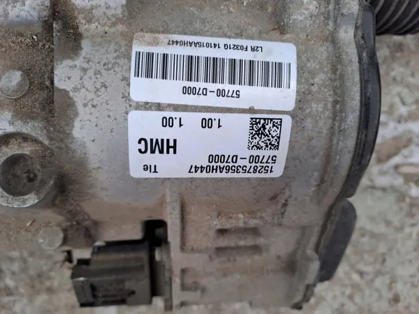 Culata Delantera Usada OEM 152875356A Hyundai image 3