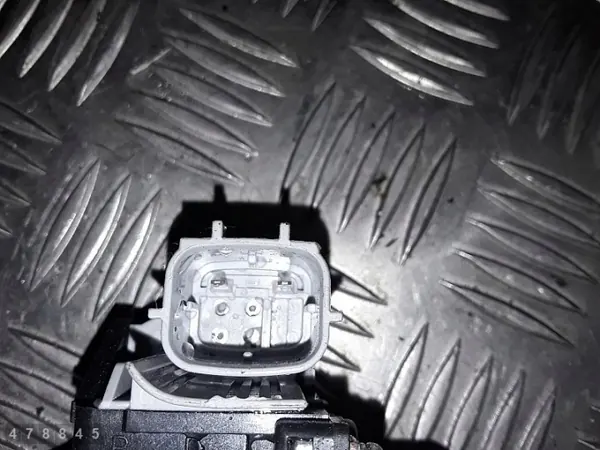 Nissan Leaf fönsterregulator OEM 807313NA0A image 3