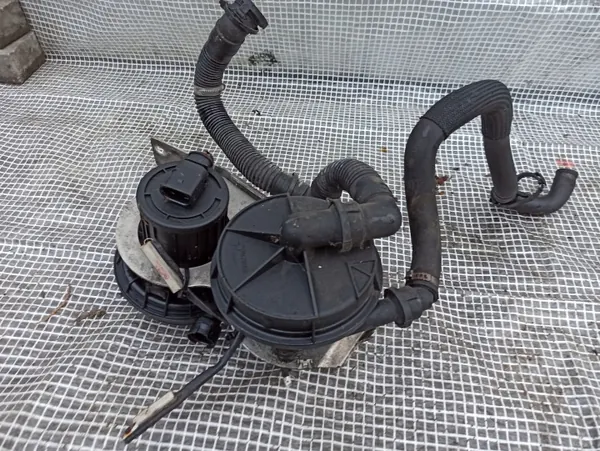 Audi A8 D3 6.0 W12 secundaire luchtpomp OEM 7H0959253 image 4