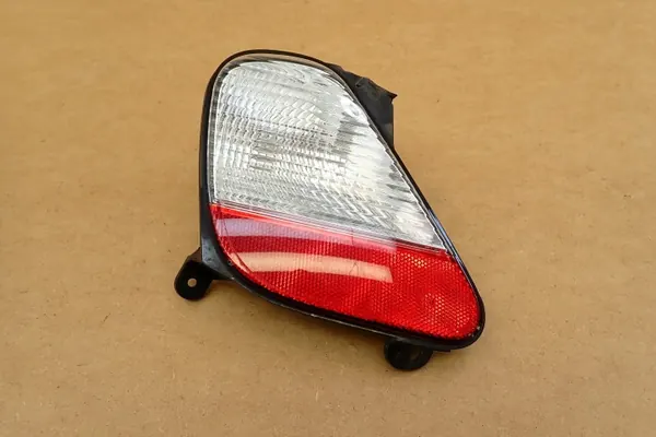 OEM 1149226 bak dimljus höger för Mitsubishi Eclipse Cross image 3