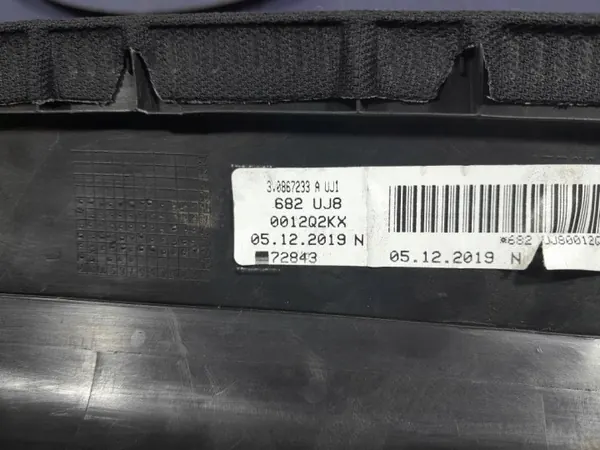 Cache de pilier A gauche Skoda Superb III OEM 3V0867233A image 3