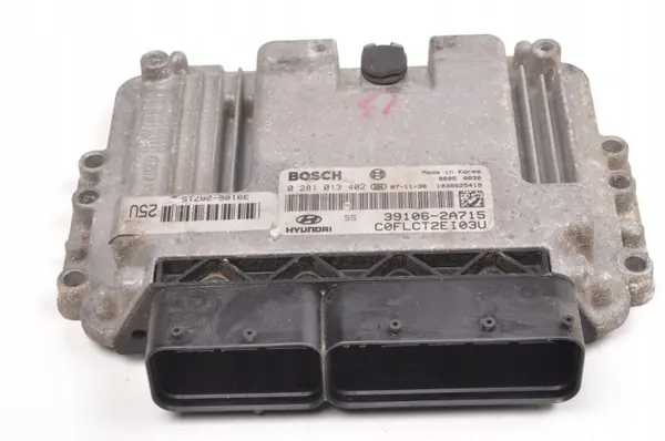Kia Ceed 2008 ECU-moduuli OEM 391062A715 image 2
