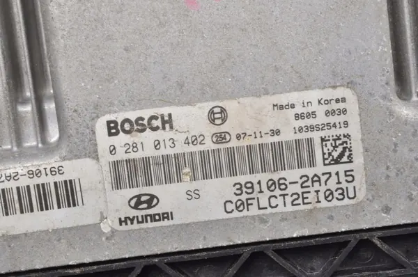 Kia Ceed 2008 ECU-moduuli OEM 391062A715 image 3