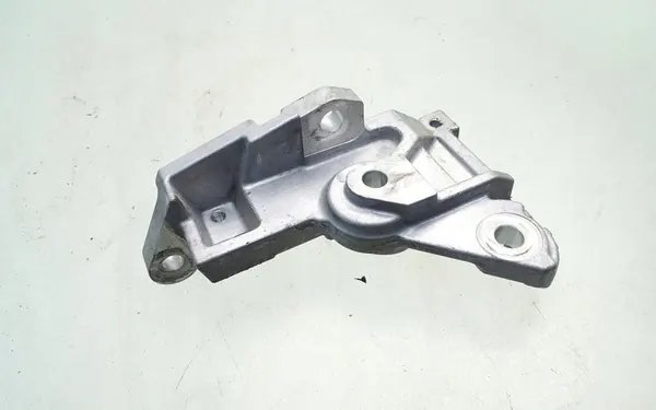 2019 Lexus RX 450H Support de compresseur AC ARA168465 image 2