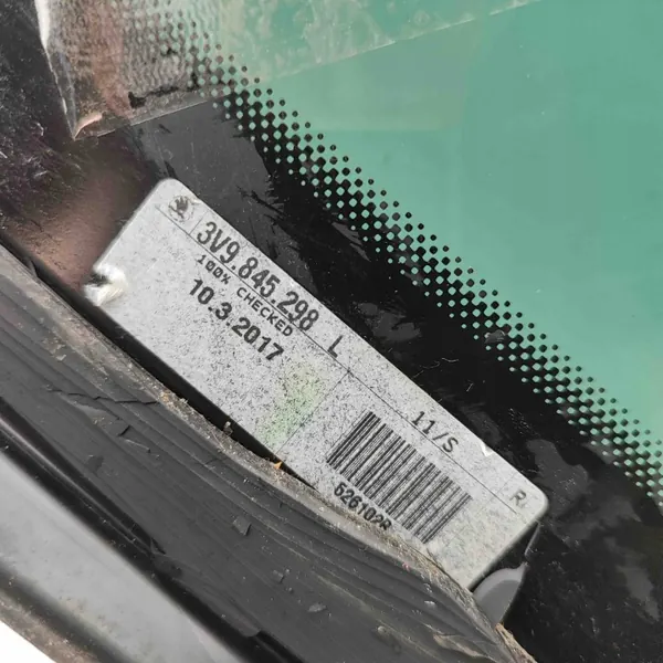 Skoda OE 3V9845298L Heck rechts Scheibe image 6
