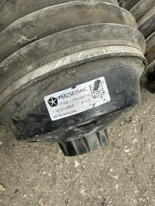 SOSPENSIONE AD ARIA JEEP GRAND CHEROKEE WK2 image 5