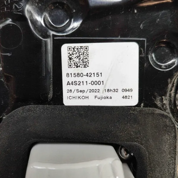 Höger bakluckelampa Toyota RAV 4 V (XA50) A4S2110001 image 3