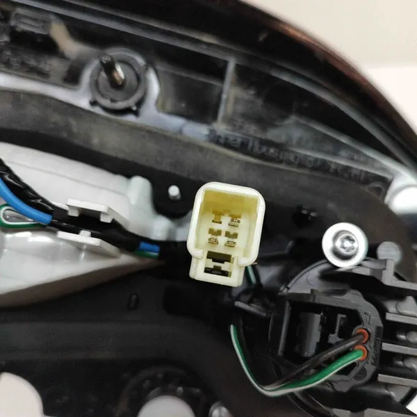 Höger bakluckelampa Toyota RAV 4 V (XA50) A4S2110001 image 4