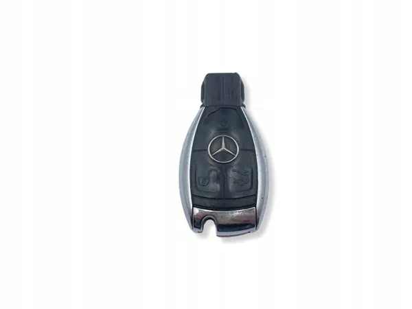 Llave Mercedes OEM UHP2234 - 3 Botones Plata Pez image 2