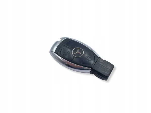 Llave Mercedes OEM UHP2234 - 3 Botones Plata Pez image 4