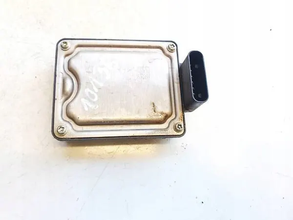 Computadores Tesla Model Y 2023 0.1L p110864700d image 3