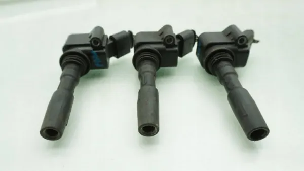 Bobina de encendido OEM 04E905199H para Skoda Fabia III 1.0 image 7