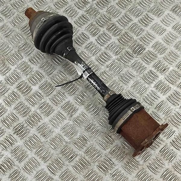 Fram vänster drivaxel VW PASSAT B7 1K0407271NT image 2