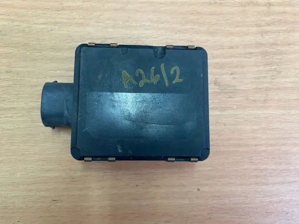 Mercedes Distronic Radarmodul OEM 0009058913 image 2