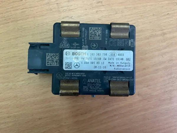Mercedes Distronic Radarmodul OEM 0009058913 image 3