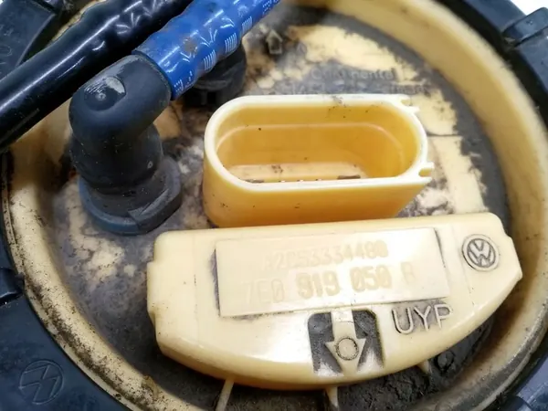 Brandstofpomp Volkswagen Transporter - Caravelle T5 image 6