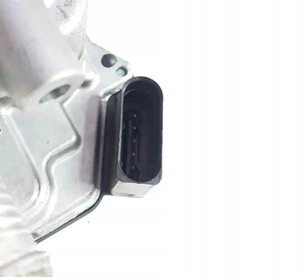 Skoda Octavia Elektronische Gasklep 2.0 TDI Diesel image 3