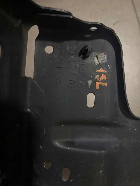 Suporte esquerdo direito montagem BMW F39 F45 F48 MINI 51647426633 image 4