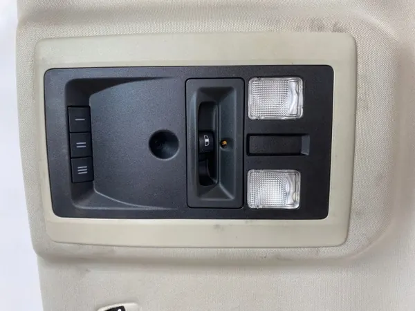 Dodge takklädsel OEM FOB48653 - Begagnat skick image 9