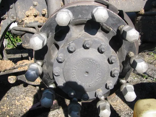 MOYEU ARRIÈRE VOLVO FH4 image 1