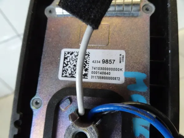Antenne GPS Opel Mokka X 2017 OEM 42349857 image 3