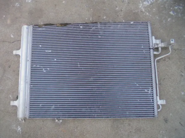 FORD FOCUS MK3 RADIATEUR AC 2.0 TDCI 1.6 image 1